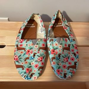 Groove Bags dachshund print shoes size 7.5
